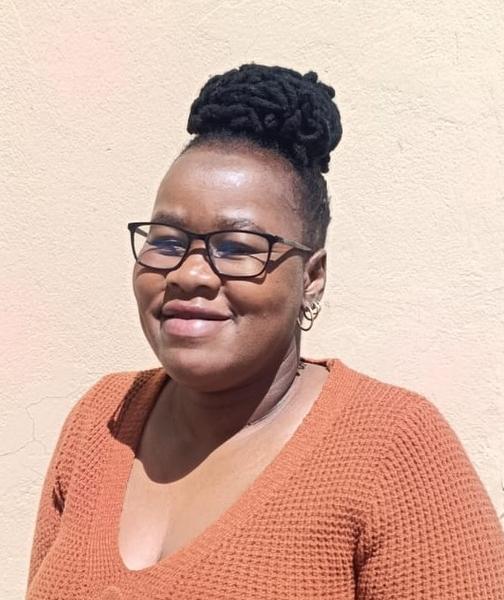Bongi Magodla, estate agent
