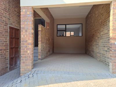 Townhouse For Sale in Die Heuwel, Witbank