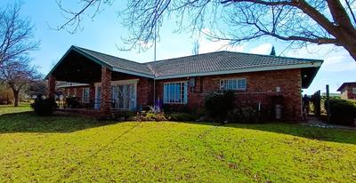 Smallholding  For Sale in Tonteldoos, Tonteldoos